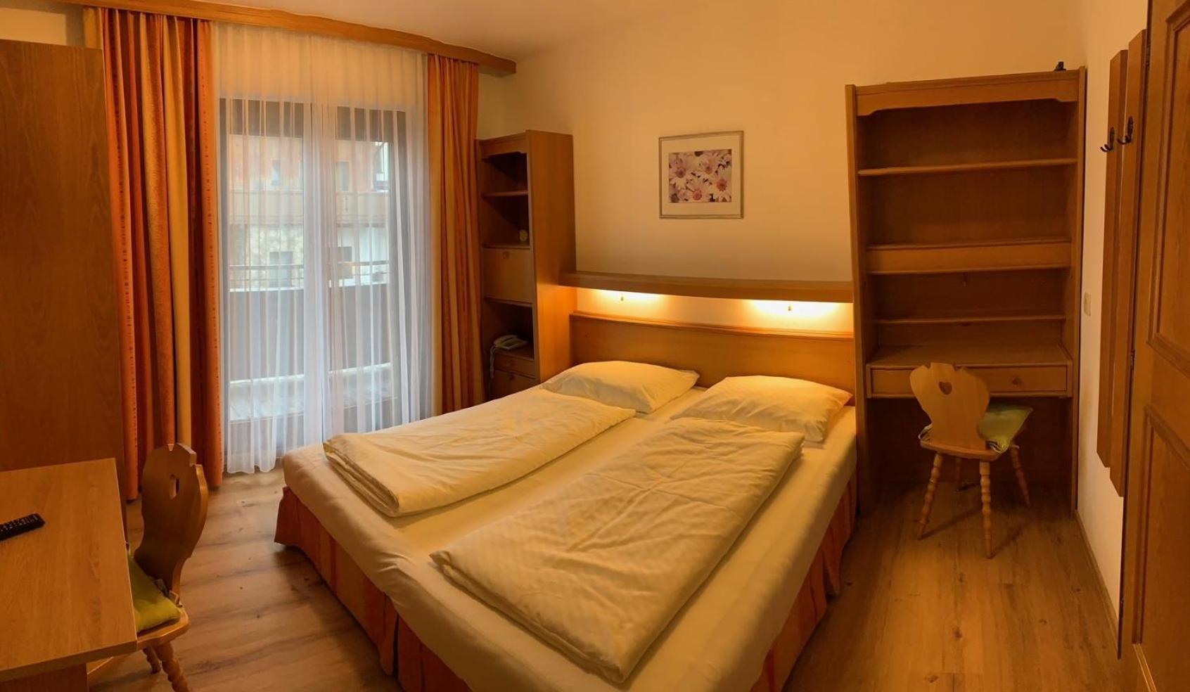 Pension Haus Riedlsperger Σάαλμπαχ-Χίντεργκλεμ Εξωτερικό φωτογραφία