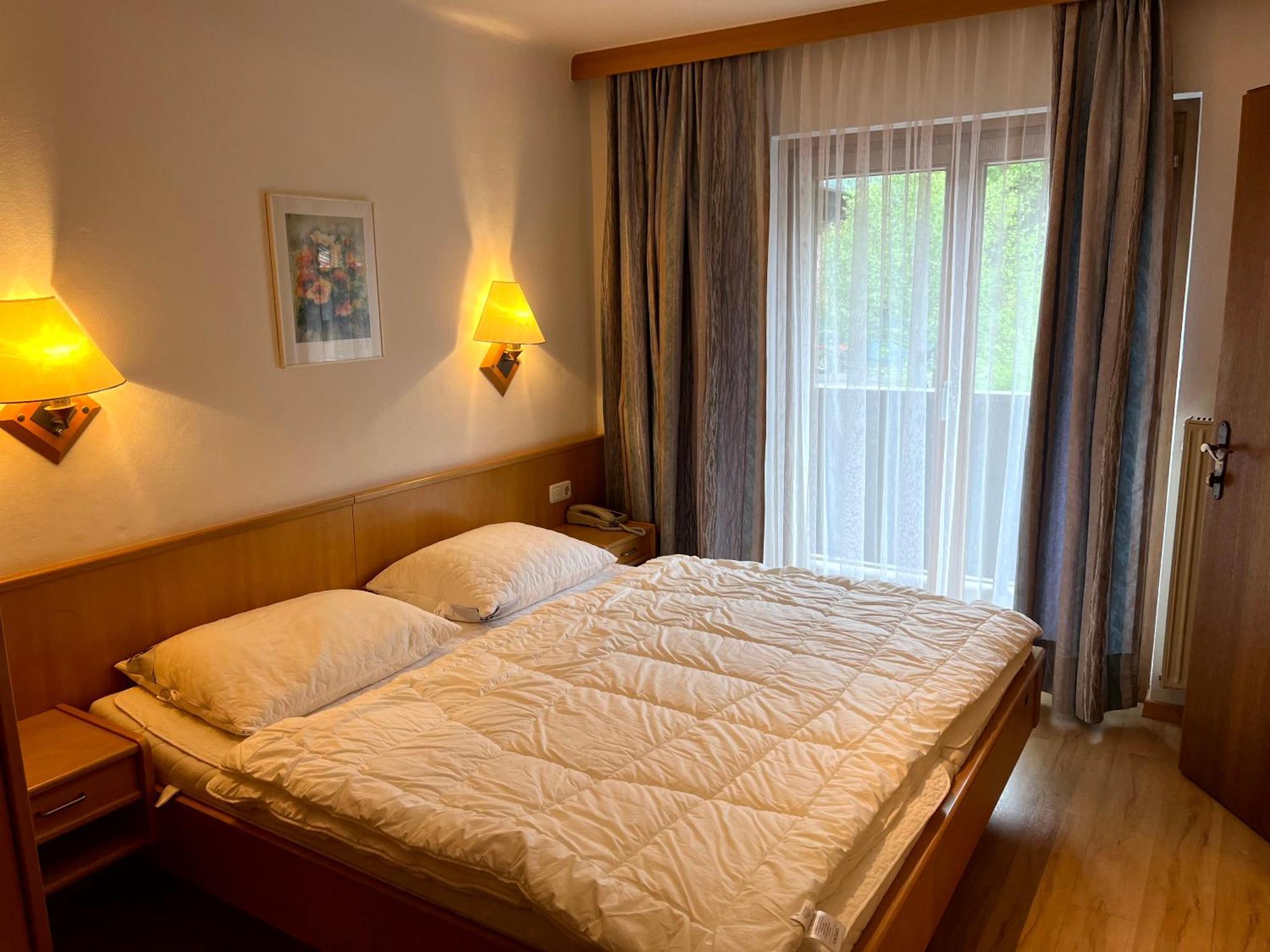 Pension Haus Riedlsperger Σάαλμπαχ-Χίντεργκλεμ Εξωτερικό φωτογραφία